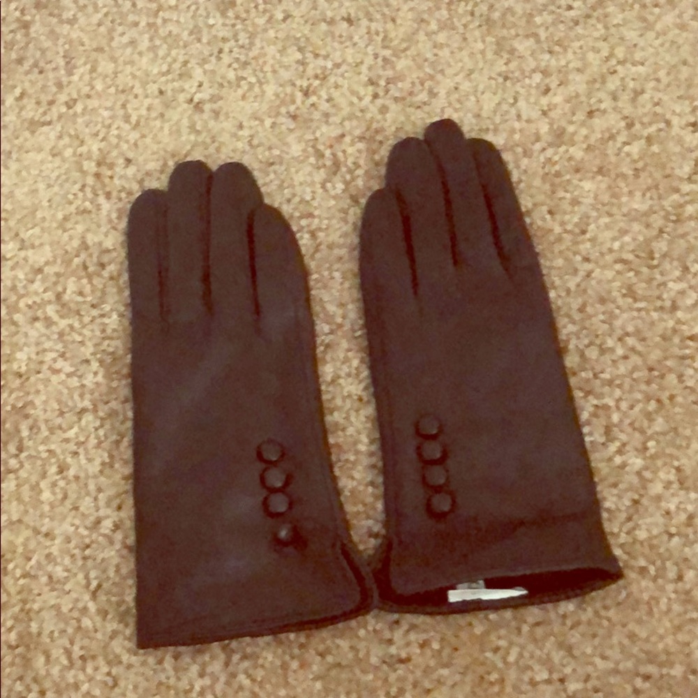 🌸NWOT Black Gloves